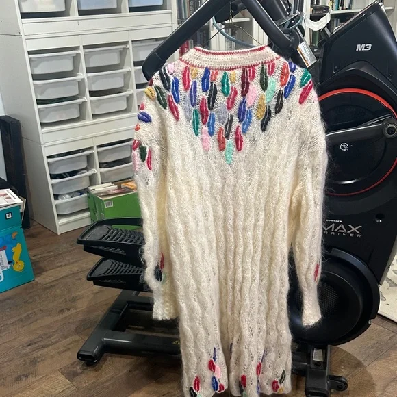 Multicolored Feather Pattern Women's Cardigan - Picture 4 of 7